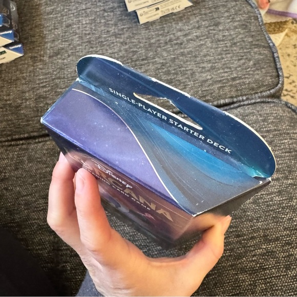 Disney Lorcana Rise of the Floodborn Trading Card Game Starter Deck - Picture 3 of 4